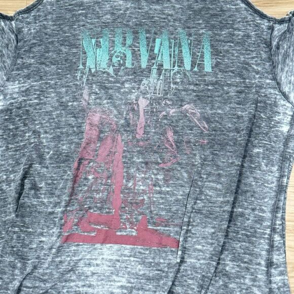 Nirvana Cold Shoulder Acid Wash Lightweight Tee Shirt Women’s XS - Picture 3 of 3